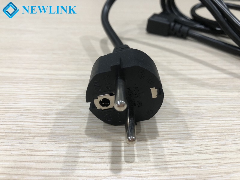 Dây nguồn C13 gập 90 độ - 2 chân tròn NEWLINK lõi 3x1,0mm2 dài 2M